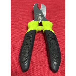 FURminator Dog Nail Clippers - Great Condition & Sanitized Ready to Use